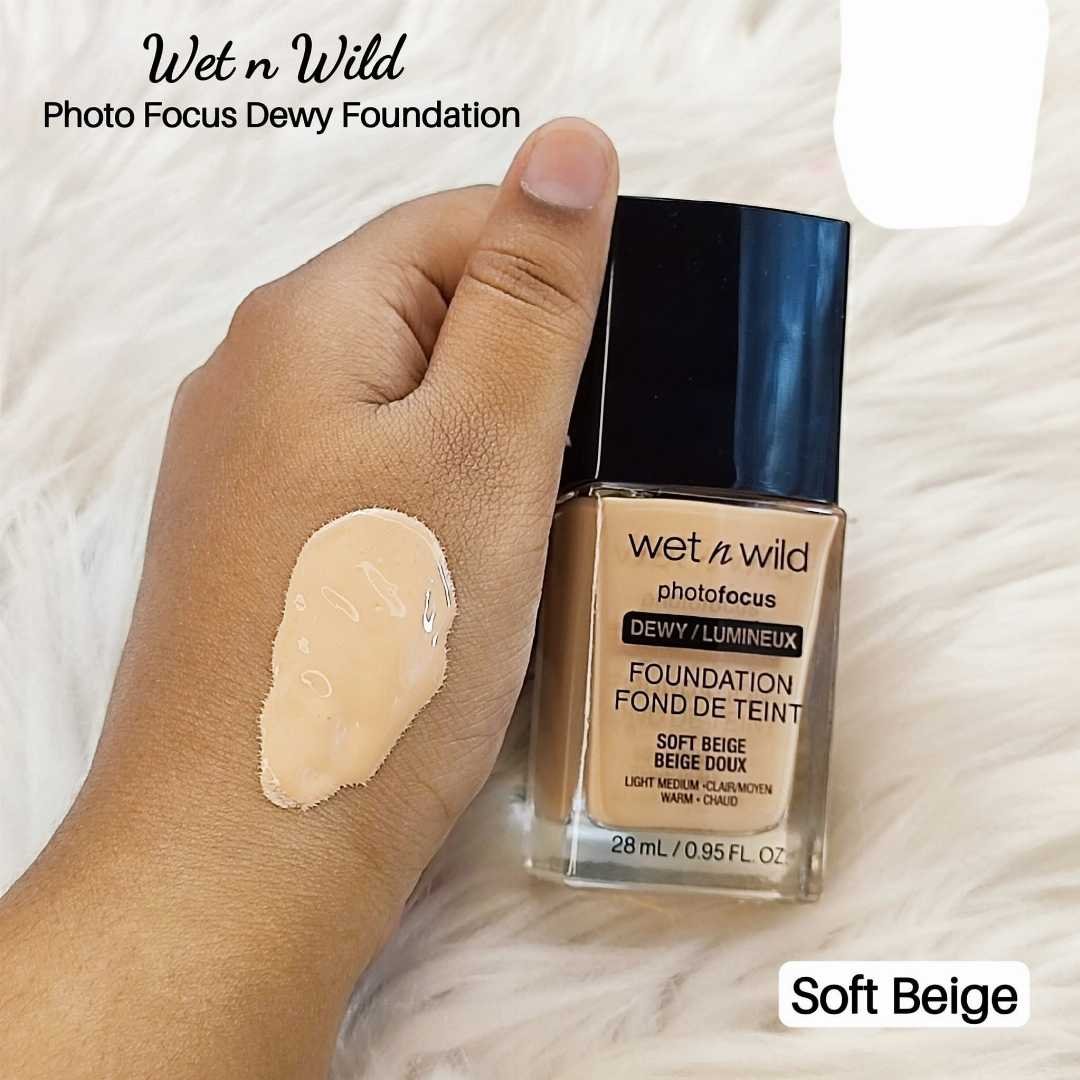 Wet N Wild Photo Focus Dewy Foundation – Soft Beige