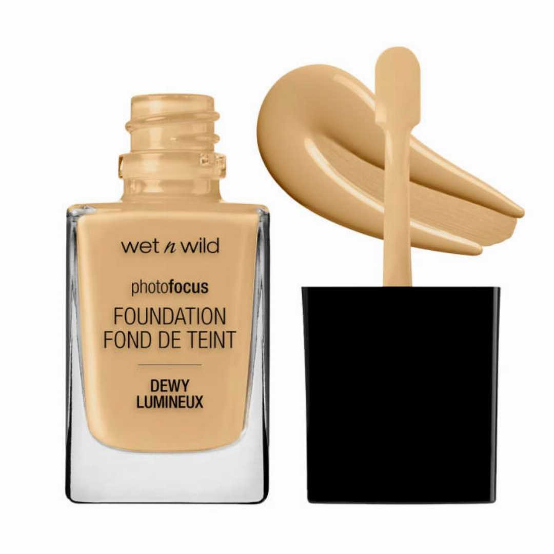 Wet n wild Photo Focus Dewy Foundation (Golden Beige)
