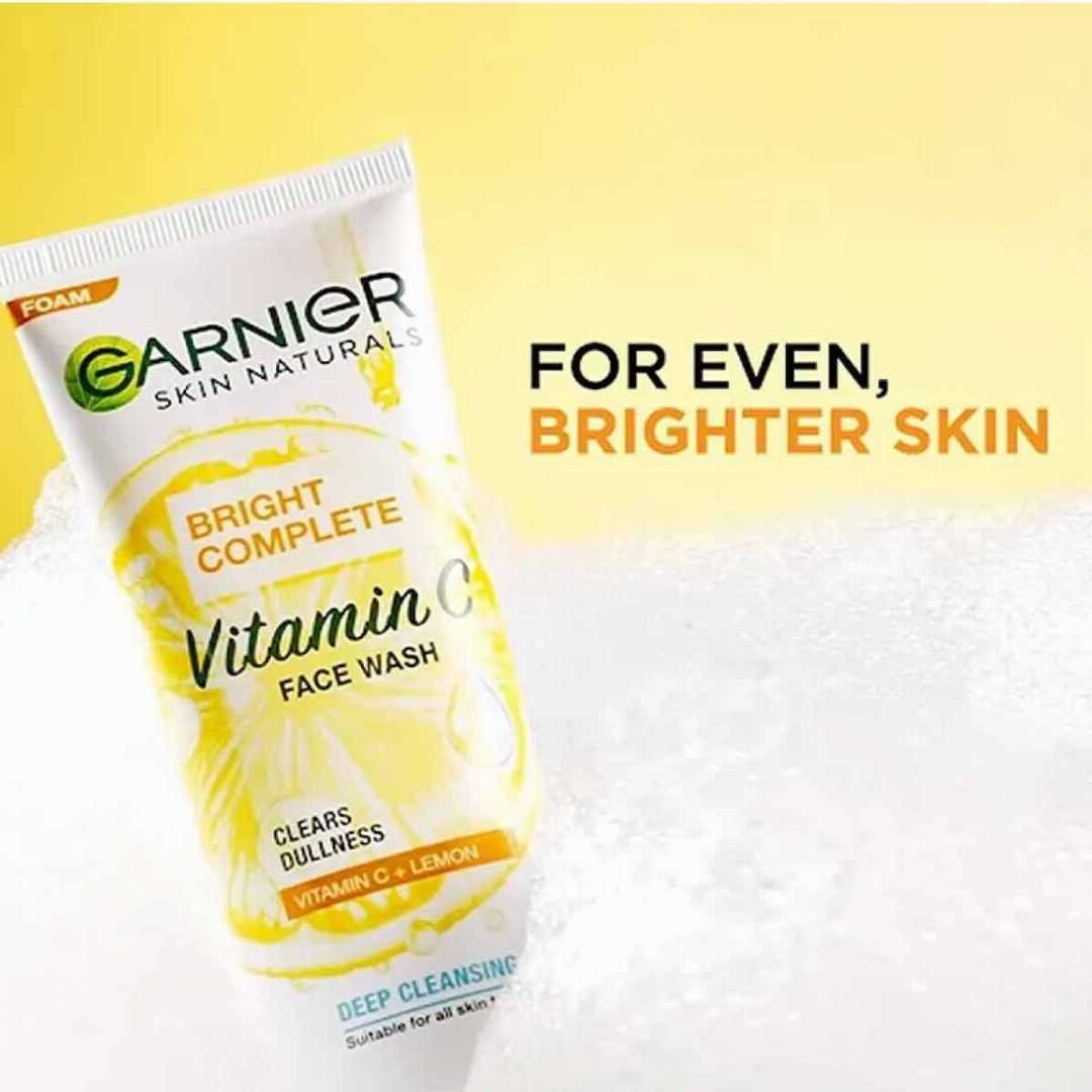 Garnier Bright Complete Vitamin C Face Wash 100gm
